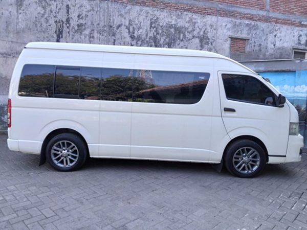 rental-hiace-malang-murah