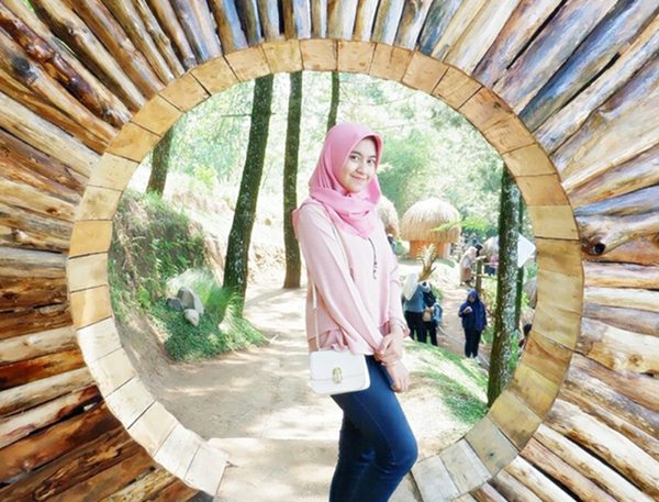 Tempat Wisata di Batu - Goa Pinus