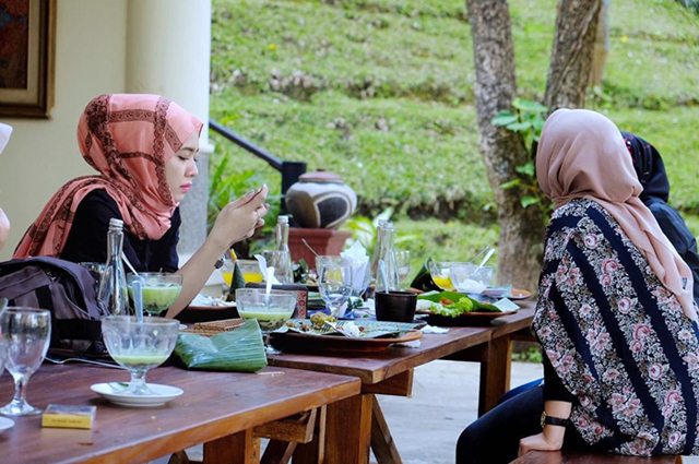 Wisata Kuliner di Batu - Taman Indie