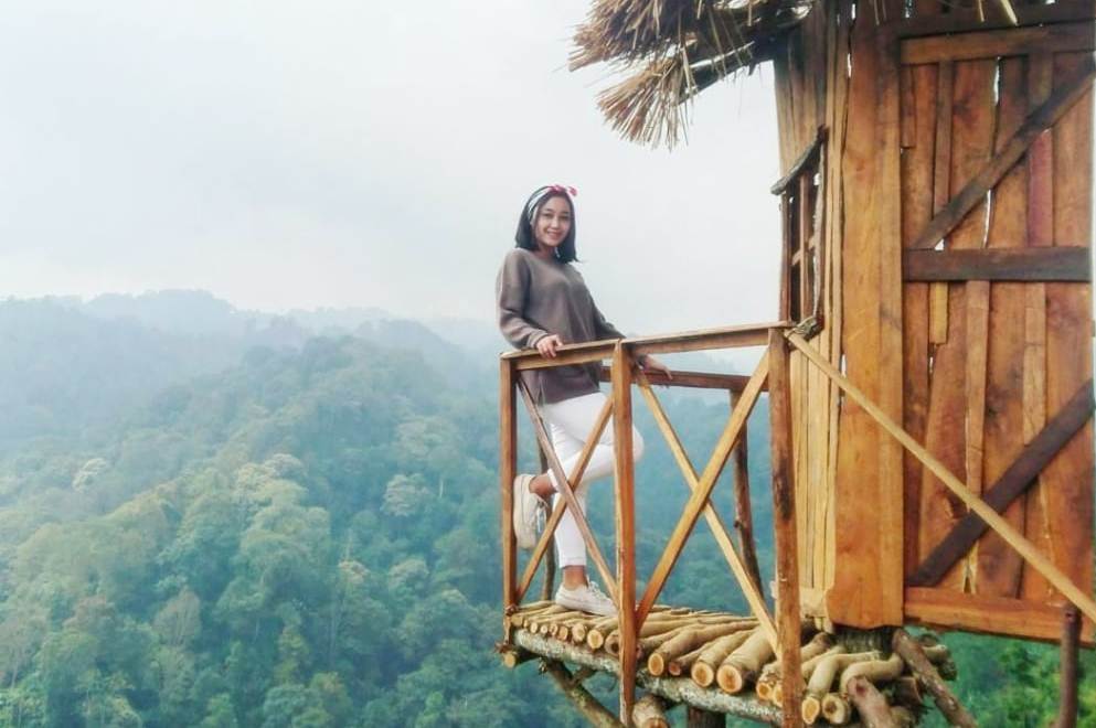 Gardu Pandang Air Terjun Bidadari