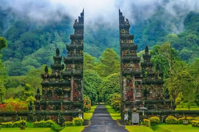 Malang Denpasar Travel